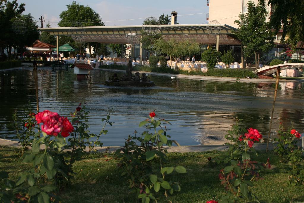 Hotel Bellevue Skopje Exterior foto