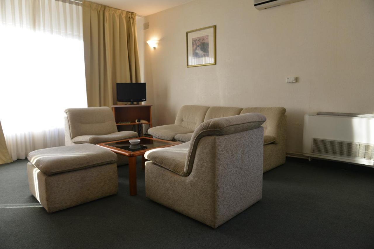 Hotel Bellevue Skopje Exterior foto